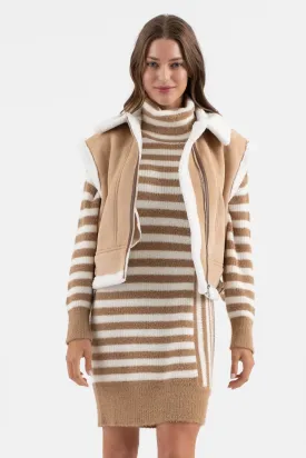 CONTRAST FAUX SHEARLING ZIP UP VEST