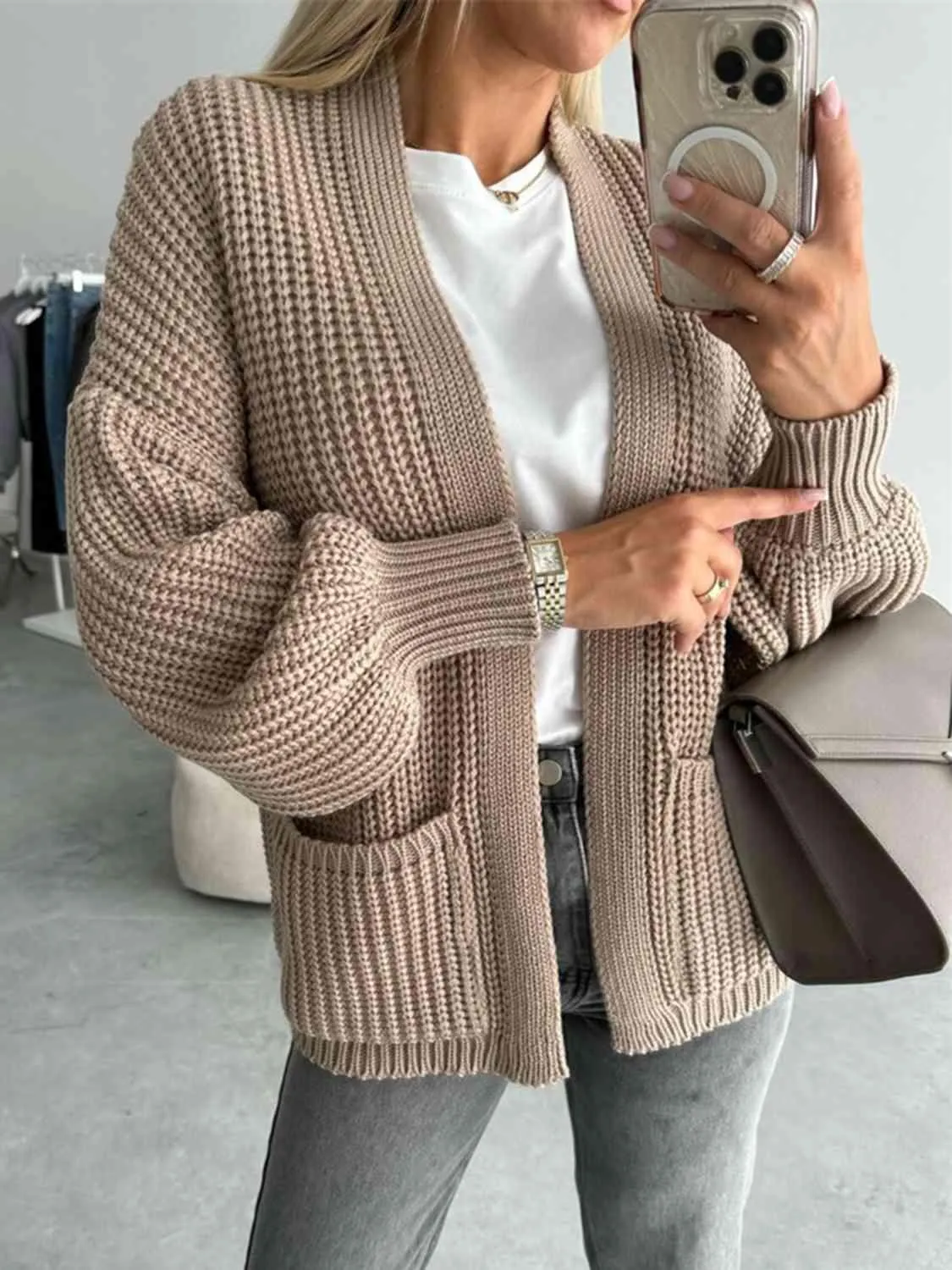 Cozy Luxe Oversized Knit Cardigan with Relaxed Sleeves