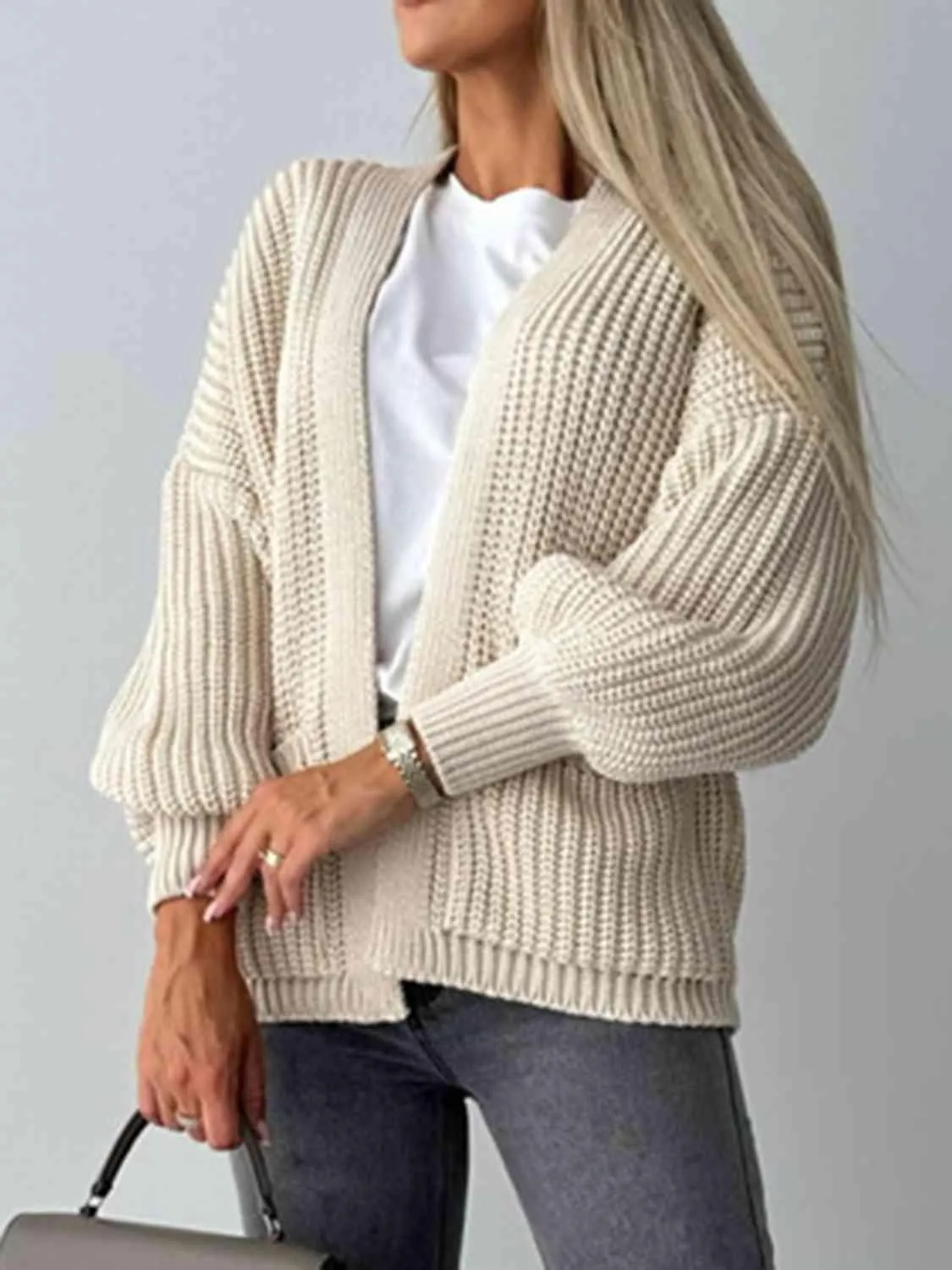 Cozy Luxe Oversized Knit Cardigan with Relaxed Sleeves