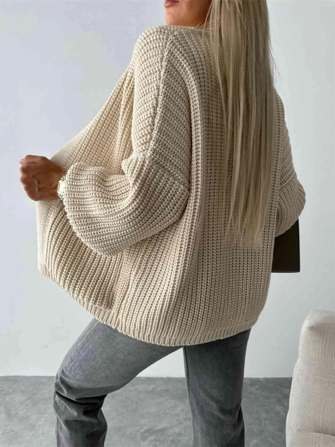 Cozy Luxe Oversized Knit Cardigan with Relaxed Sleeves