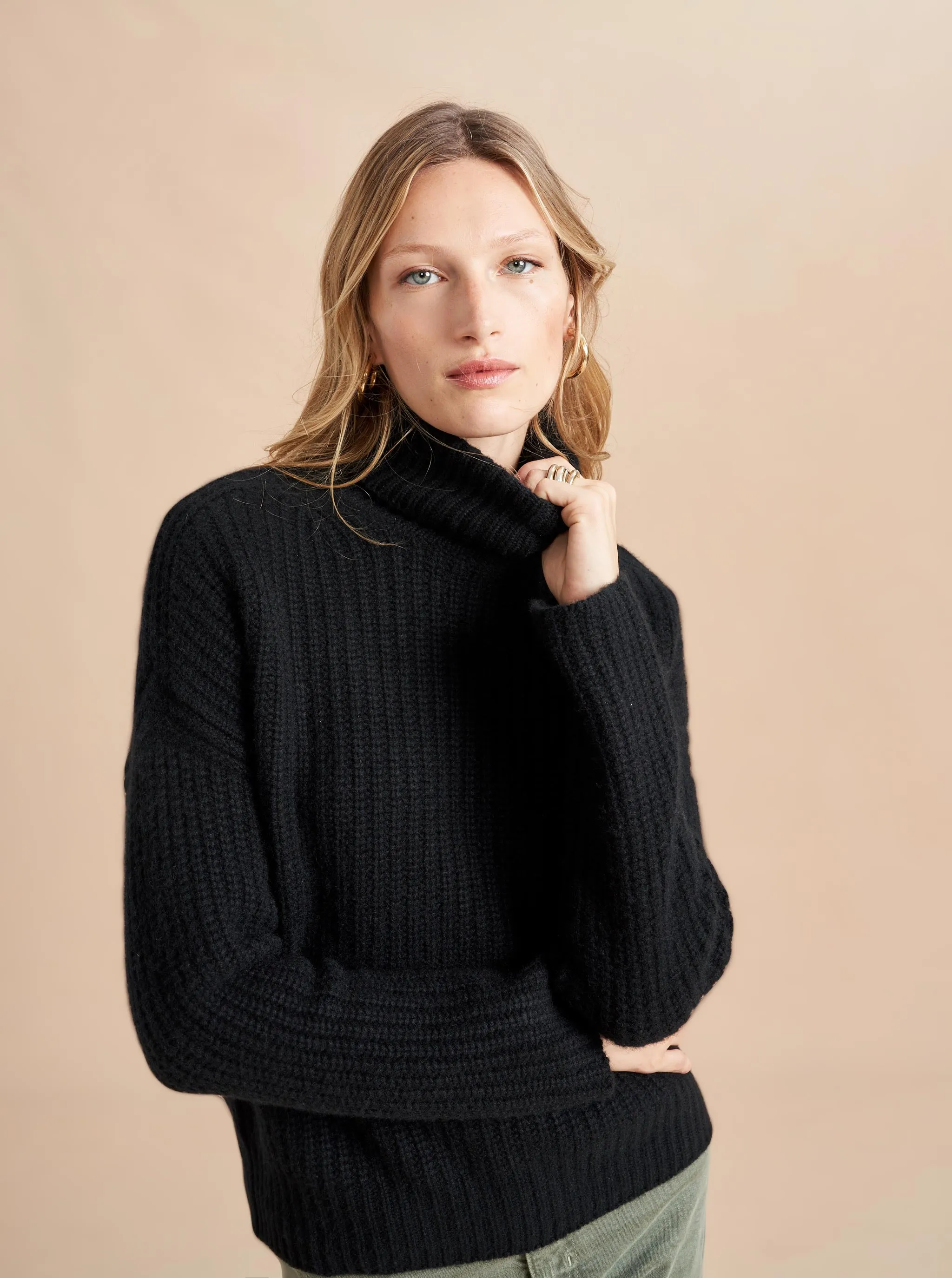 Toujours Turtleneck