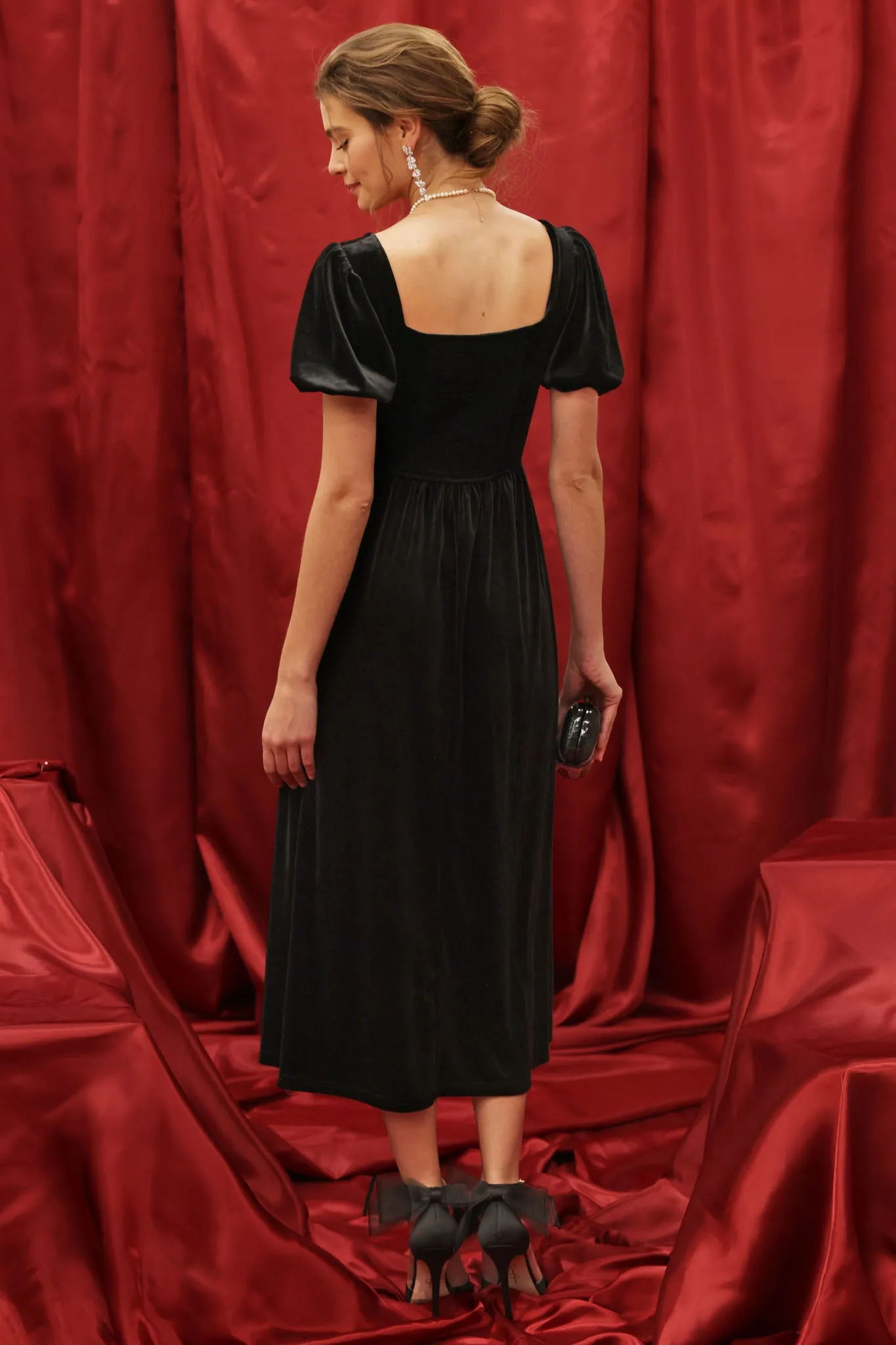 VELVET CORSET PUFF SLEEVE MIDI DRESS